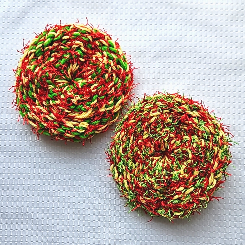 Eco-Friendly Vegetable All Purpose Scrubby Sponge Set of 2 Red Green Yellow